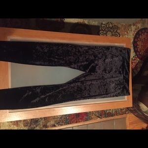 Black velvet leggings in mint condition